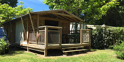 Hébergement insolite : Le chalet en bois et toile