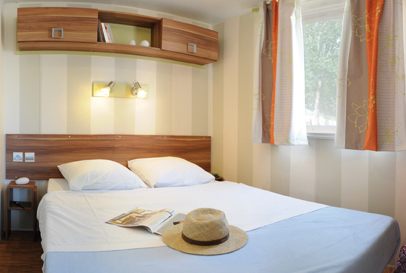 Stacaravan 4-6 personen, 2 kamers image 2